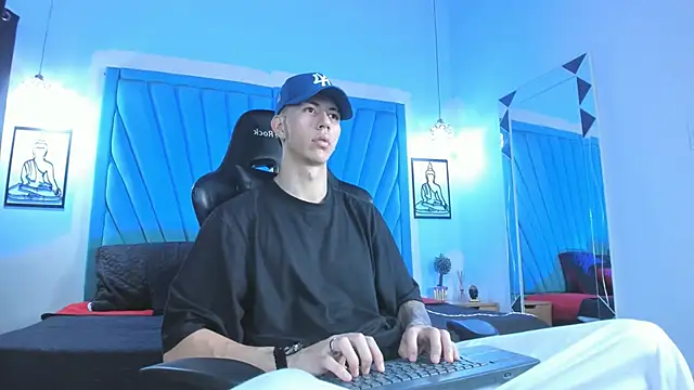 OliverThompsonJS online show from 12, 5, 2026