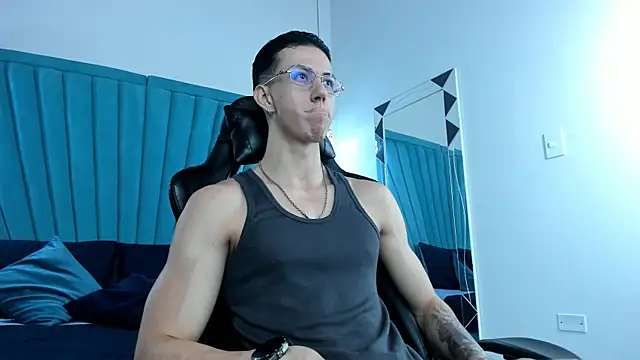 OliverThompsonJS online show from 12, 6, 2026