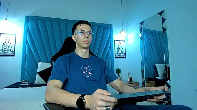 OliverThompsonJS online show from 22, 7, 2026