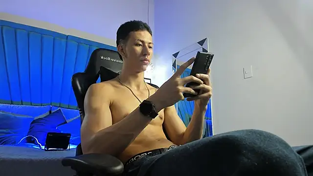 OliverThompsonJS online show from 4, 6, 2026