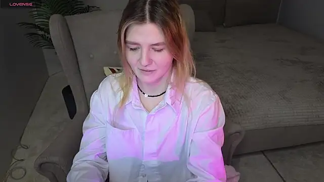 TonyaMeow online show from 21, 4, 2026
