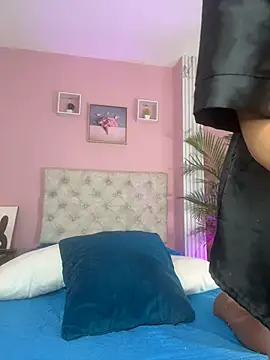caro lovings online show from 12, 7, 2026