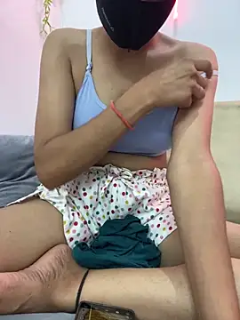 missnaina1 online show from 13, 6, 2026