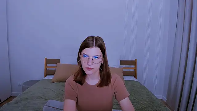 AnnaThorne online show from 4, 5, 2026