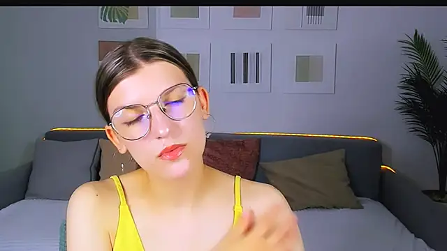 AnnaThorne online show from 1, 6, 2026