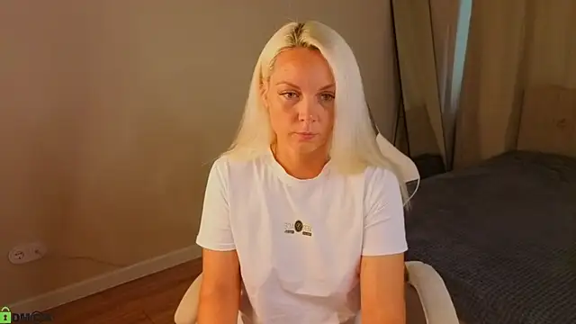 Snapshot of April_Nelson chatting on 17, 6, 2026 April Nelson online show from 17, 6, 2026