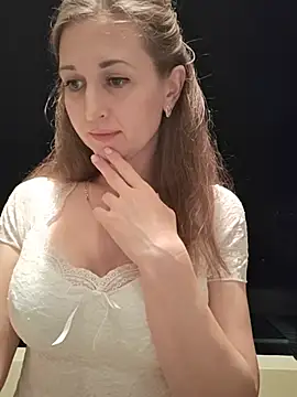 Snapshot of irresistibelle chatting on 15, 7, 2026 irresistibelle online show from 15, 7, 2026