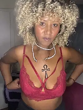 Vicky-rush online show from 17, 4, 2026