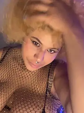 Saphire-XXX online show from 19, 4, 2026