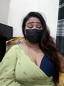 Snapshot of anonna7804 chatting on 13, 5, 2026 anonna7804 online show from 13, 5, 2026
