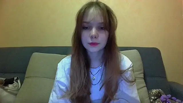 Snapshot of Princess_Mira chatting on 7, 5, 2026 Princess Mira online show from 7, 5, 2026