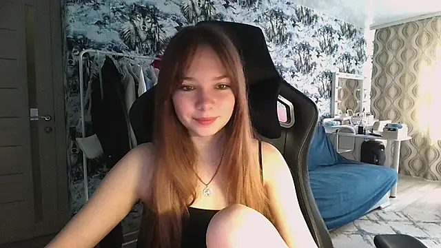 Snapshot of Princess_Mira chatting on 25, 7, 2026 Princess Mira online show from 25, 7, 2026
