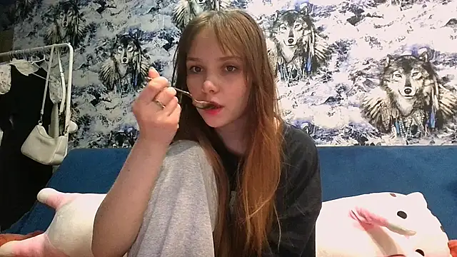 Snapshot of Princess_Mira chatting on 21, 5, 2026 Princess Mira online show from 21, 5, 2026