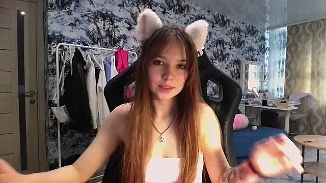 Snapshot of Princess_Mira chatting on 23, 7, 2026 Princess Mira online show from 23, 7, 2026