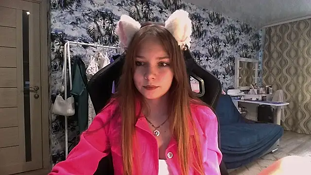 Snapshot of Princess_Mira chatting on 4, 7, 2026 Princess Mira online show from 4, 7, 2026