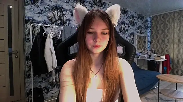 Snapshot of Princess_Mira chatting on 19, 7, 2026 Princess Mira online show from 19, 7, 2026