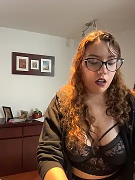 AliceMtz online show from 5, 5, 2026