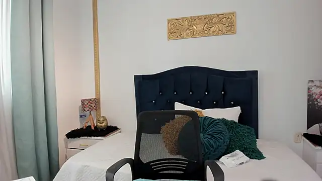 AmberKayleigh online show from 18, 6, 2026