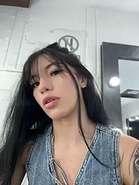 Snapshot of Maddison_Foxxx chatting on 15, 7, 2026 Maddison Foxxx online show from 15, 7, 2026