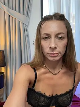 Snapshot of Mira_Luna chatting on 28, 6, 2026 Mira Luna online show from 28, 6, 2026