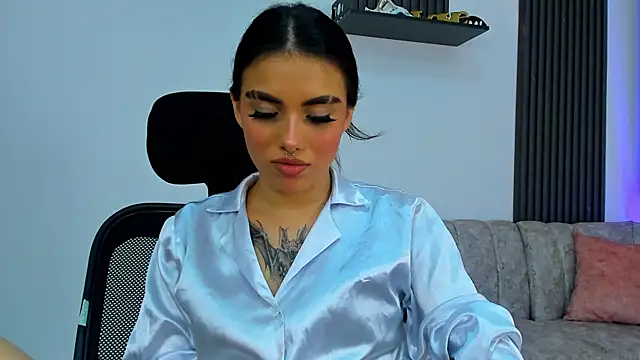 Snapshot of isabella_hv chatting on 14, 7, 2026 isabella hv online show from 14, 7, 2026