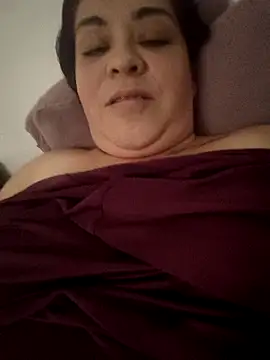 mamisamors online show from 20, 4, 2026