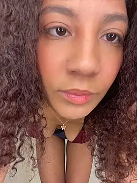 Snapshot of Daphnne_Curly chatting on 11, 7, 2026 Daphnne Curly online show from 11, 7, 2026