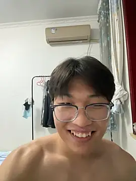Ycen  online show from 13, 5, 2026