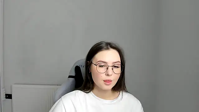 Regina cute  online show from 8, 5, 2026