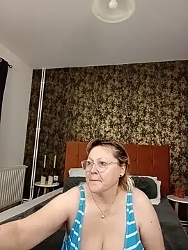 I amVeronicle online show from 23, 5, 2026