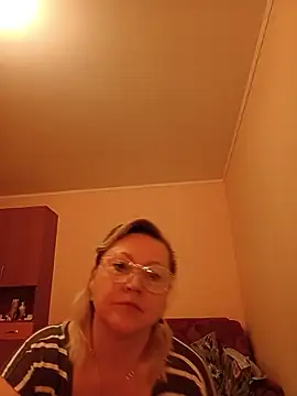 Snapshot of I_amVeronicle chatting on 7, 7, 2026 I amVeronicle online show from 7, 7, 2026