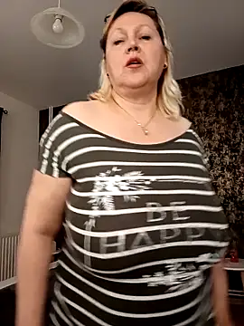 I amVeronicle online show from 10, 5, 2026