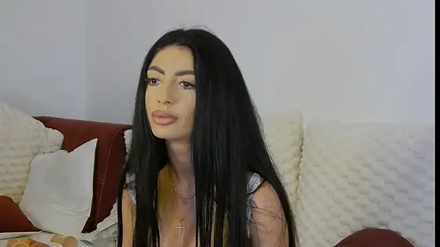 Snapshot of MadisonDesire chatting on 7, 6, 2026 MadisonDesire online show from 7, 6, 2026