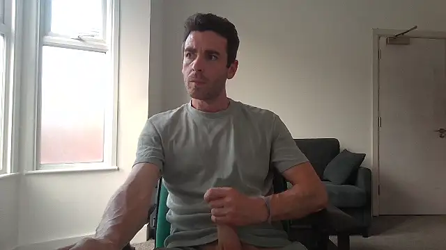 Snapshot of frenchbdmaninlondon chatting on 27, 6, 2026 frenchbdmaninlondon online show from 27, 6, 2026