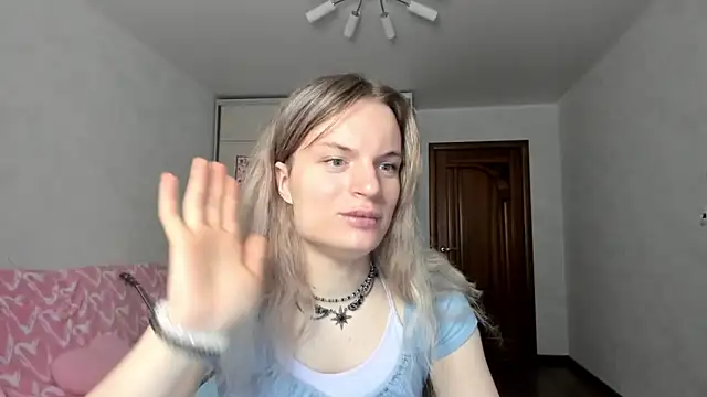 milliKira006 online show from 12, 5, 2026