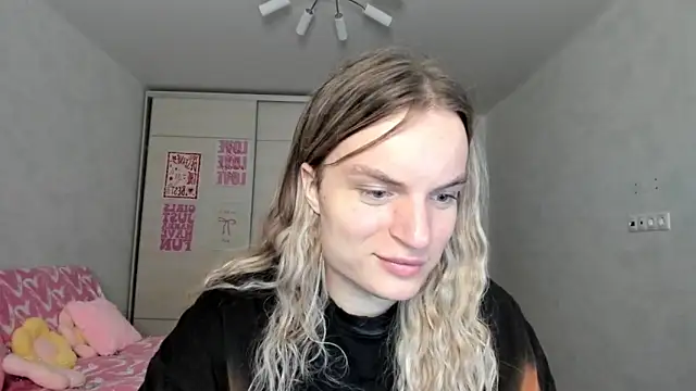 milliKira006 online show from 26, 5, 2026