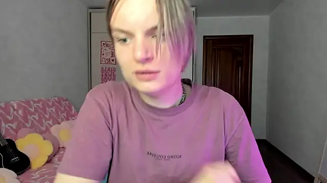milliKira006 online show from 23, 5, 2026
