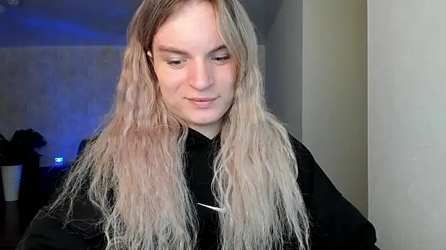milliKira006 online show from 5, 5, 2026