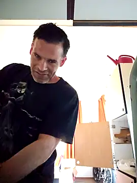 Shsaaeq online show from 18, 4, 2026