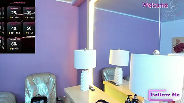 Snapshot of vailoetharris chatting on 8, 6, 2026 vailoetharris online show from 8, 6, 2026