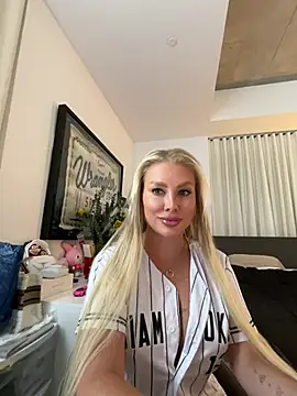 Karen Luxe online show from 8, 5, 2026