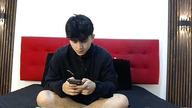 LunayDream online show from 19, 4, 2026