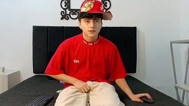 Snapshot of LunayDream chatting on 30, 6, 2026 LunayDream online show from 30, 6, 2026