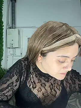 Snapshot of lya_nekko_ chatting on 19, 7, 2026 lya nekko online show from 19, 7, 2026