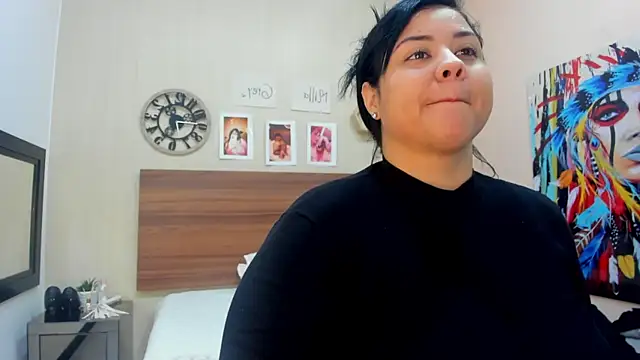 MillaGrey online show from 2, 6, 2026