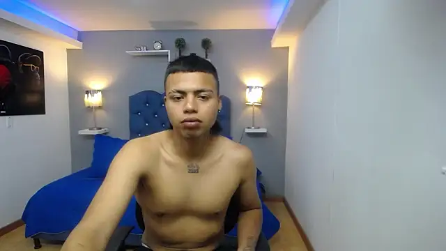 jacke stonne  online show from 20, 4, 2026