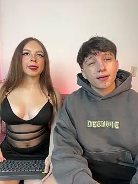 Valen-and-Thomas online show from 19, 4, 2026