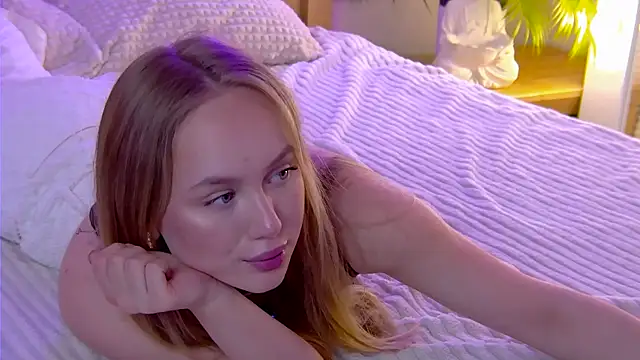 Emi Sterling online show from 14, 5, 2026
