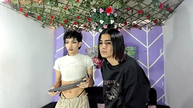 Snapshot of DAHNE_HOT_ chatting on 20, 6, 2026 DAHNE HOT online show from 20, 6, 2026