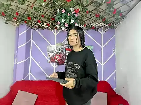 Snapshot of DAHNE_HOT_ chatting on 3, 7, 2026 DAHNE HOT online show from 3, 7, 2026